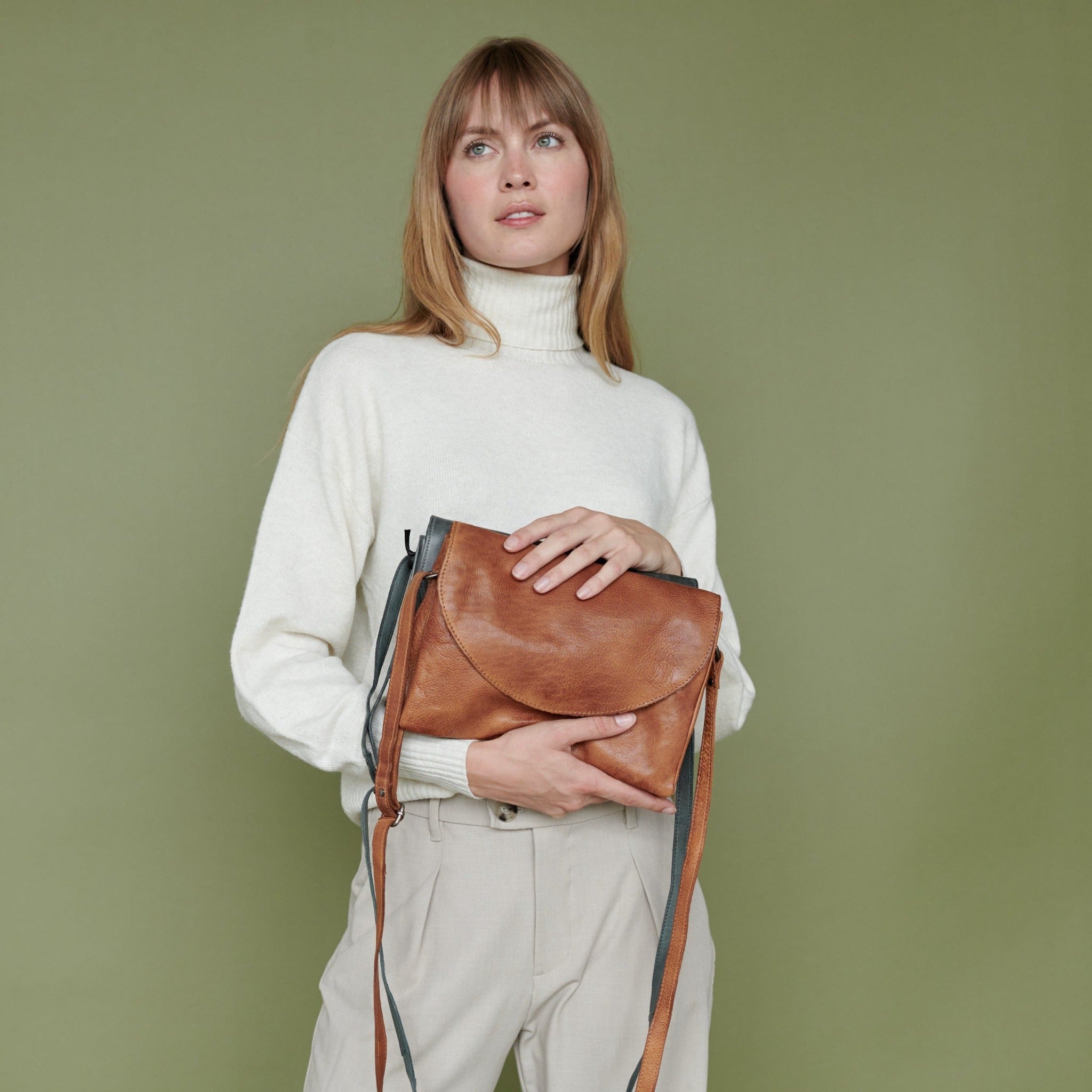 Marcus Leather Crossbody Bag - Image 2